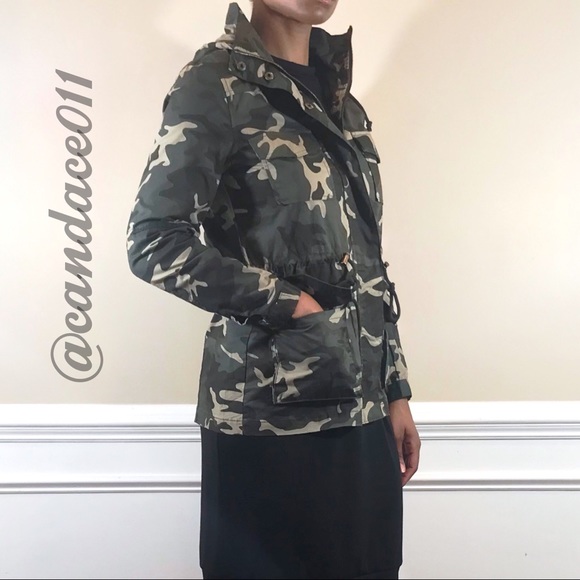♥️LAST ONE!♥️ Camouflage Hoodie Utility Jacket - Picture 5 of 8